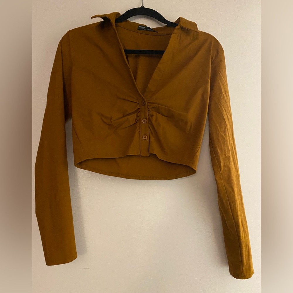 NWT PULL&BEAR Button Down Crop Top